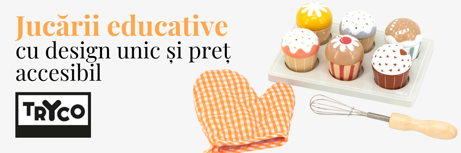 Banner pentru Tryco prezent&acirc;nd jucării educative din lemn pictate ca cupcakes, o mănușă de bucătărie &icirc;n carouri și un tel, cu sloganul 'Jucării educative cu design unic și preț accesibil', subliniind valoarea și accesibilitatea produselor lor.